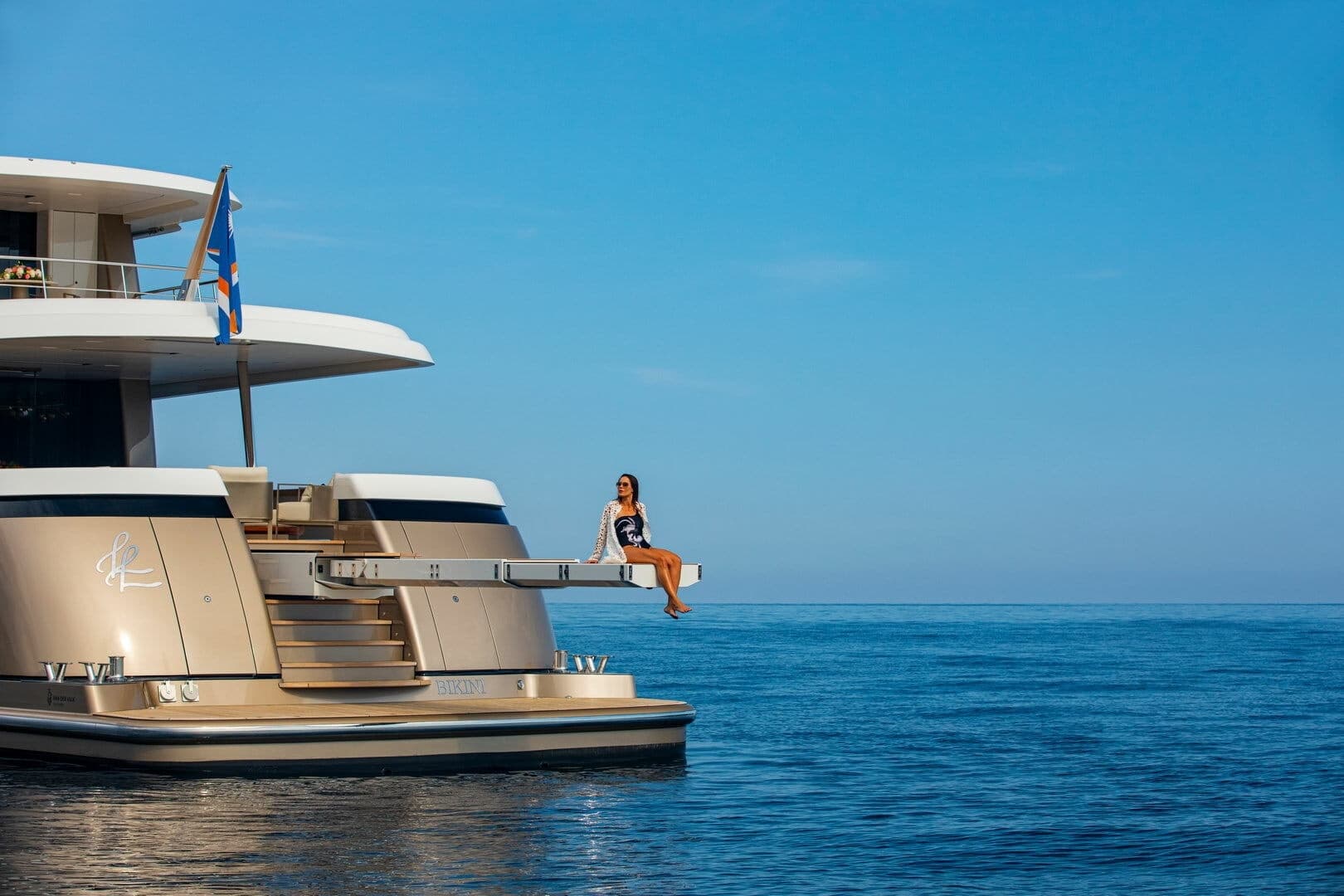 2022 Van der Valk 34M Explorer