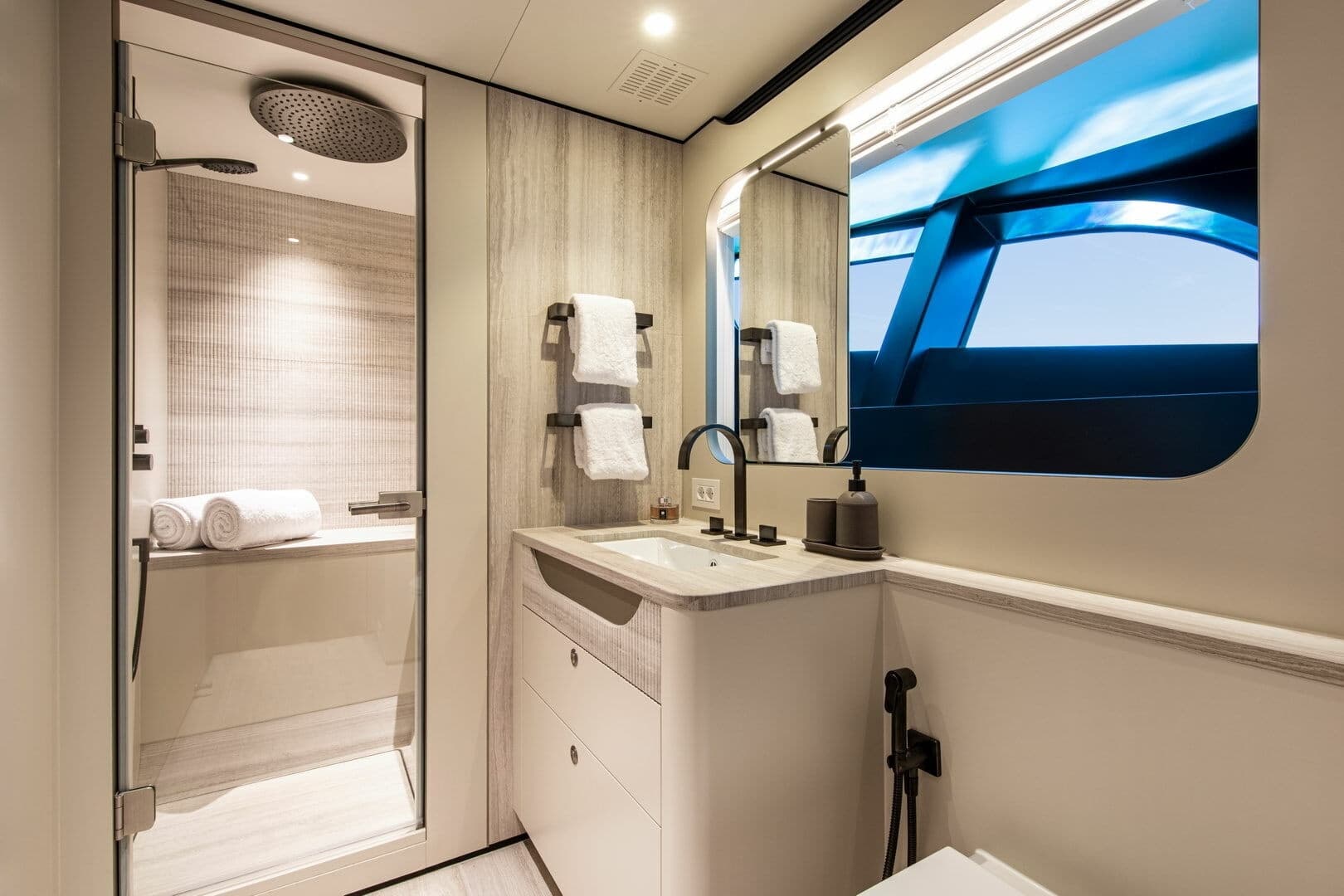 2022 Van der Valk 34M Explorer