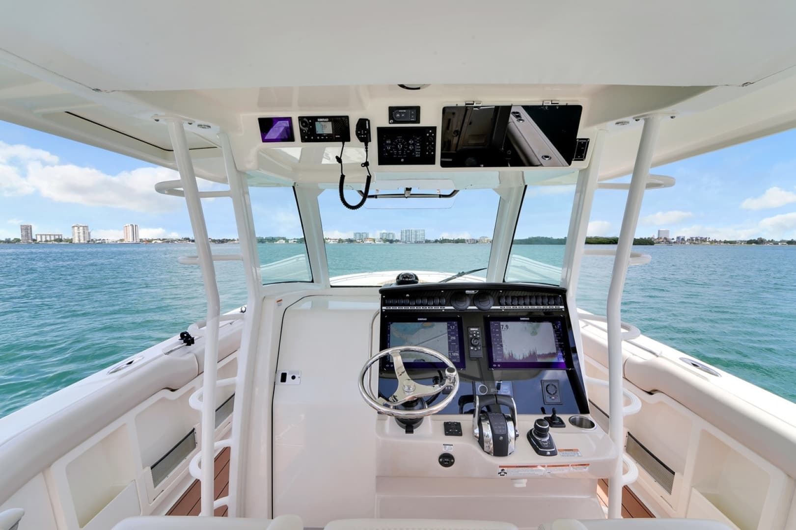 2020 Boston Whaler 380 Outrage