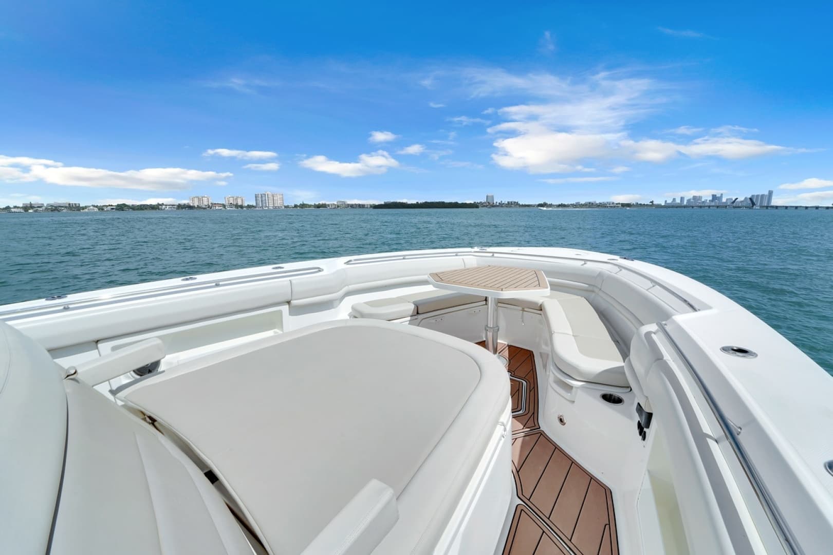 2020 Boston Whaler 380 Outrage