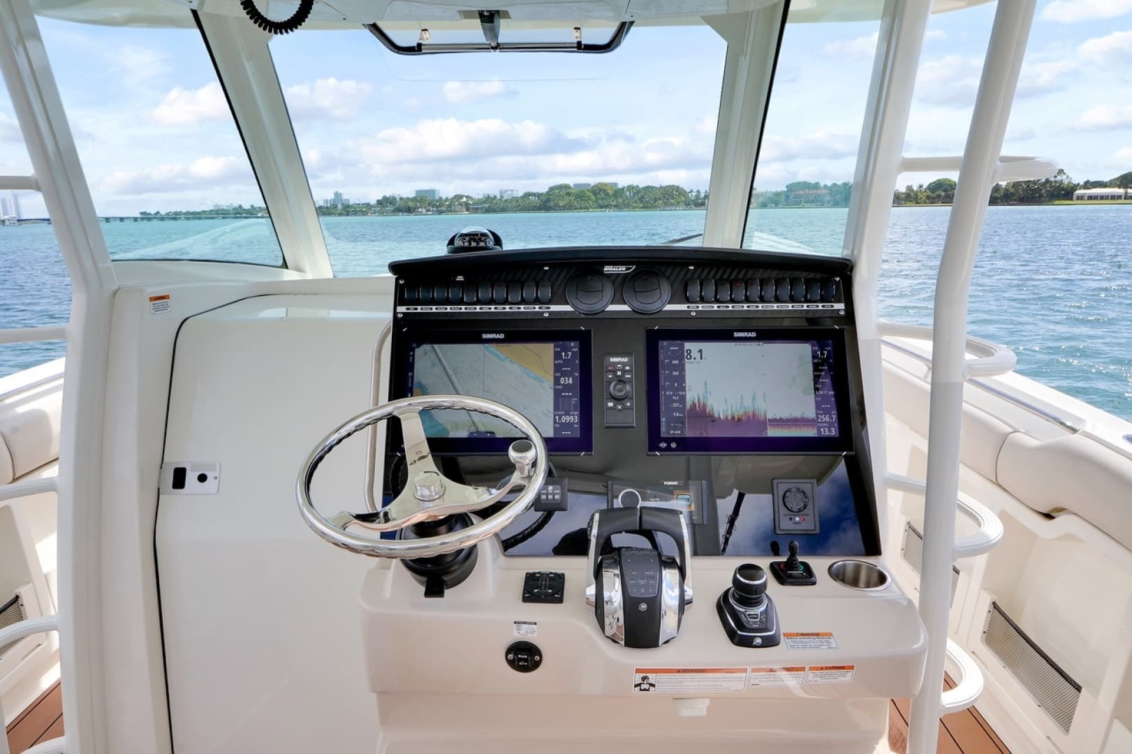 2020 Boston Whaler 380 Outrage