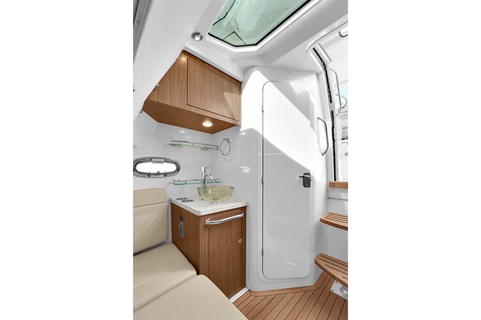 2020 Boston Whaler 380 Outrage