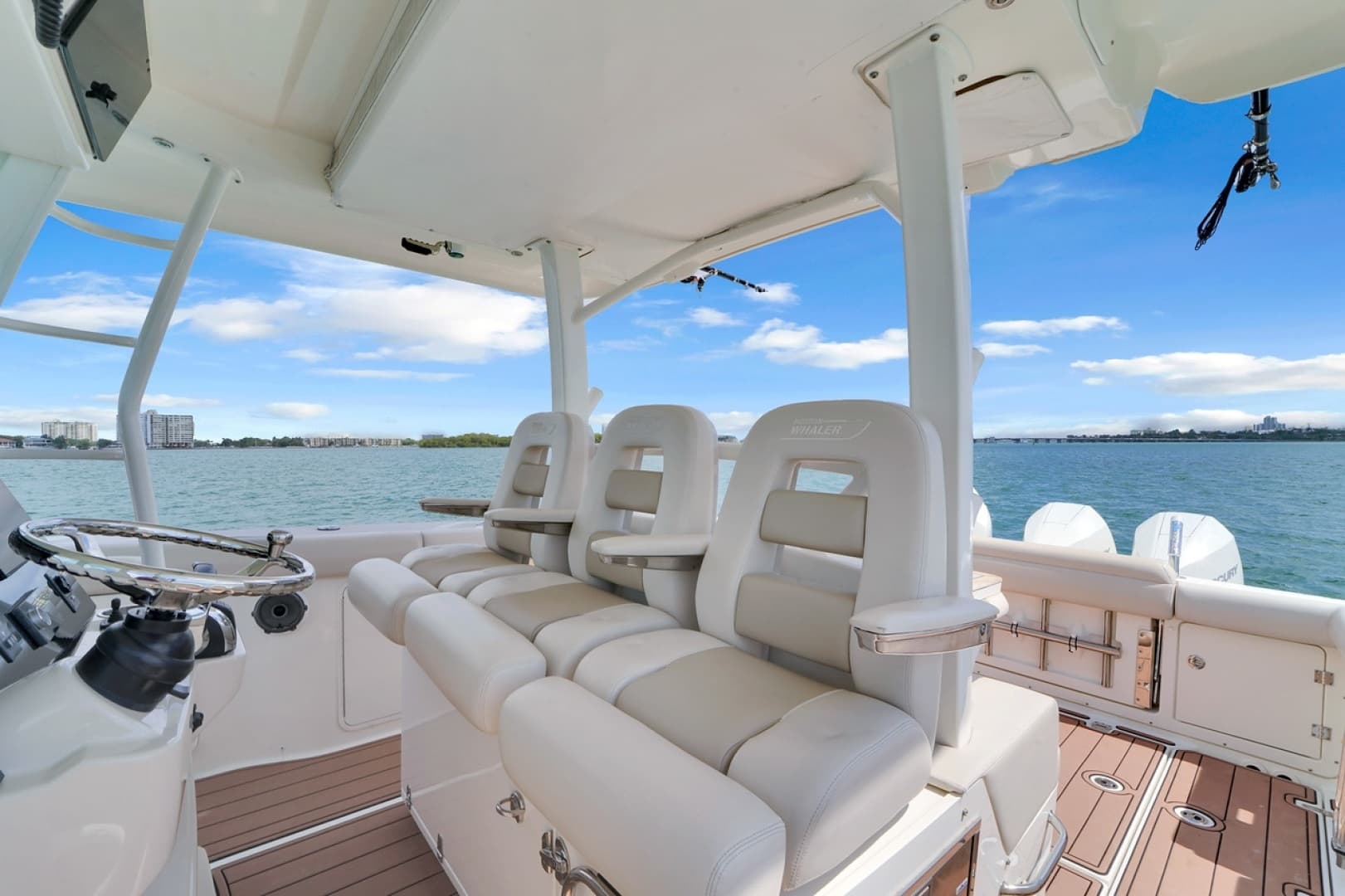 2020 Boston Whaler 380 Outrage