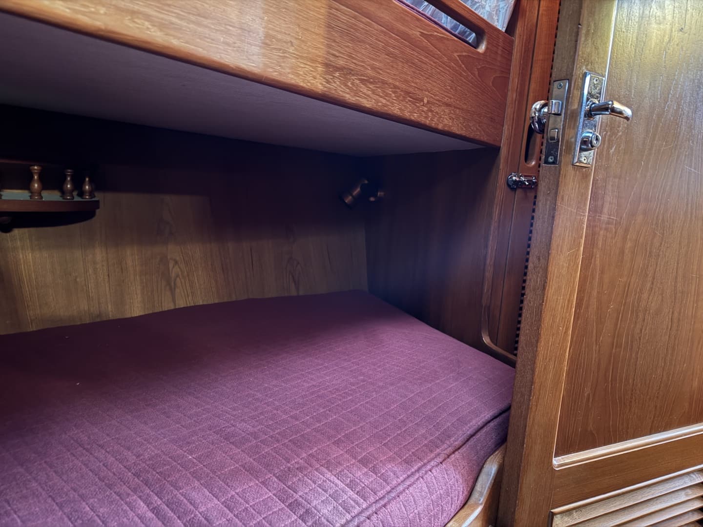 1987 President 37 Sundeck