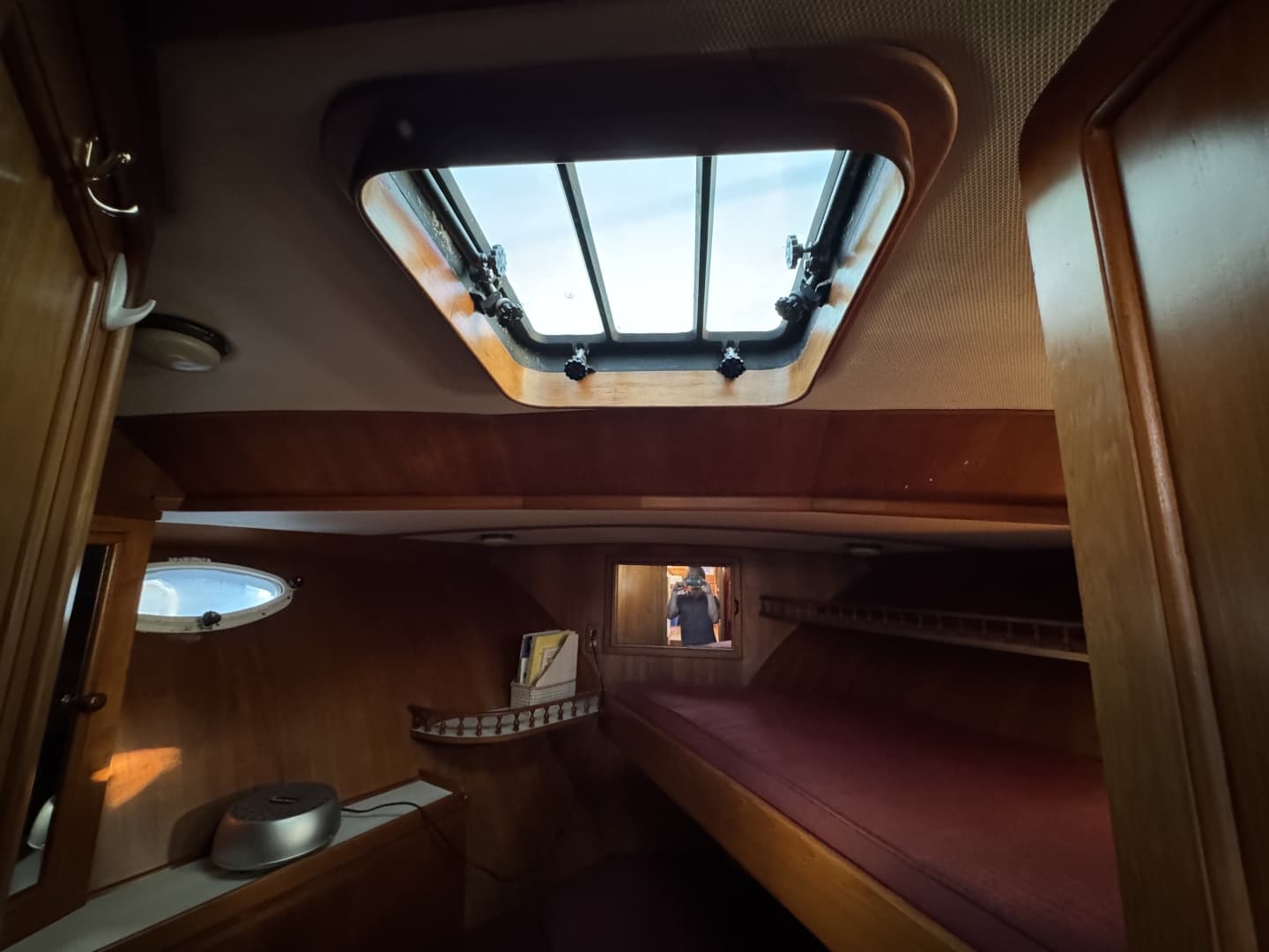 1987 President 37 Sundeck