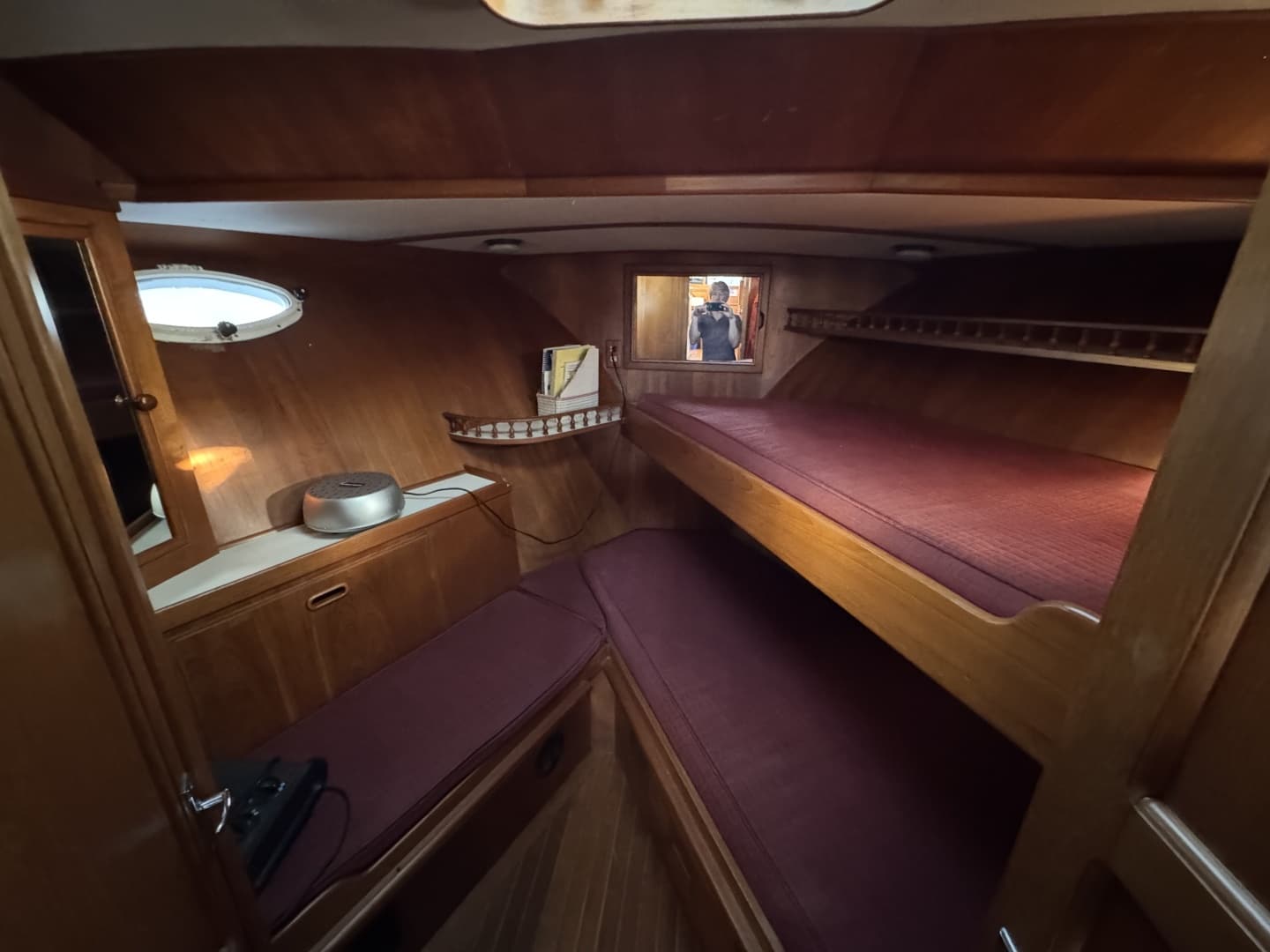 1987 President 37 Sundeck