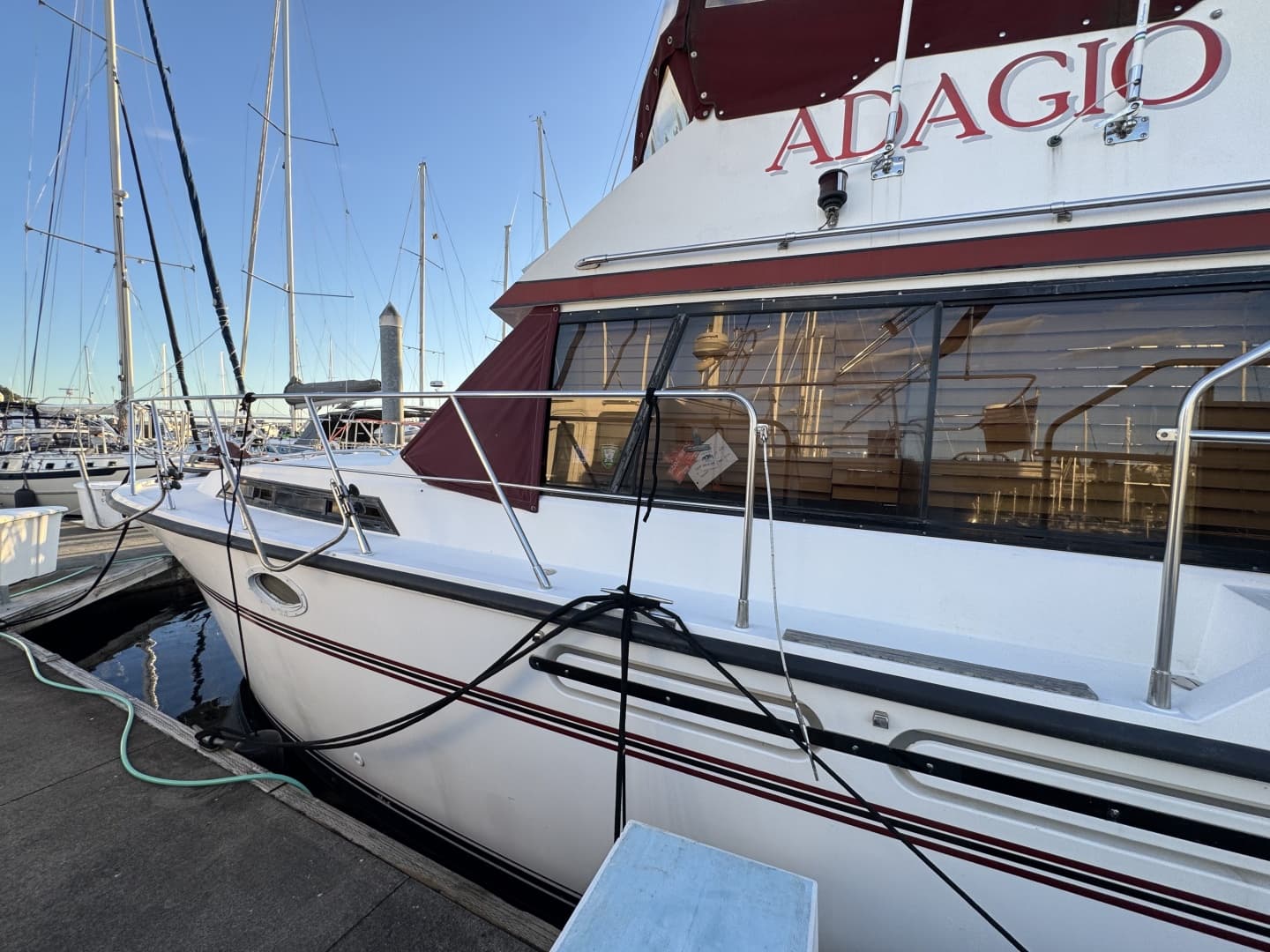 1987 President 37 Sundeck