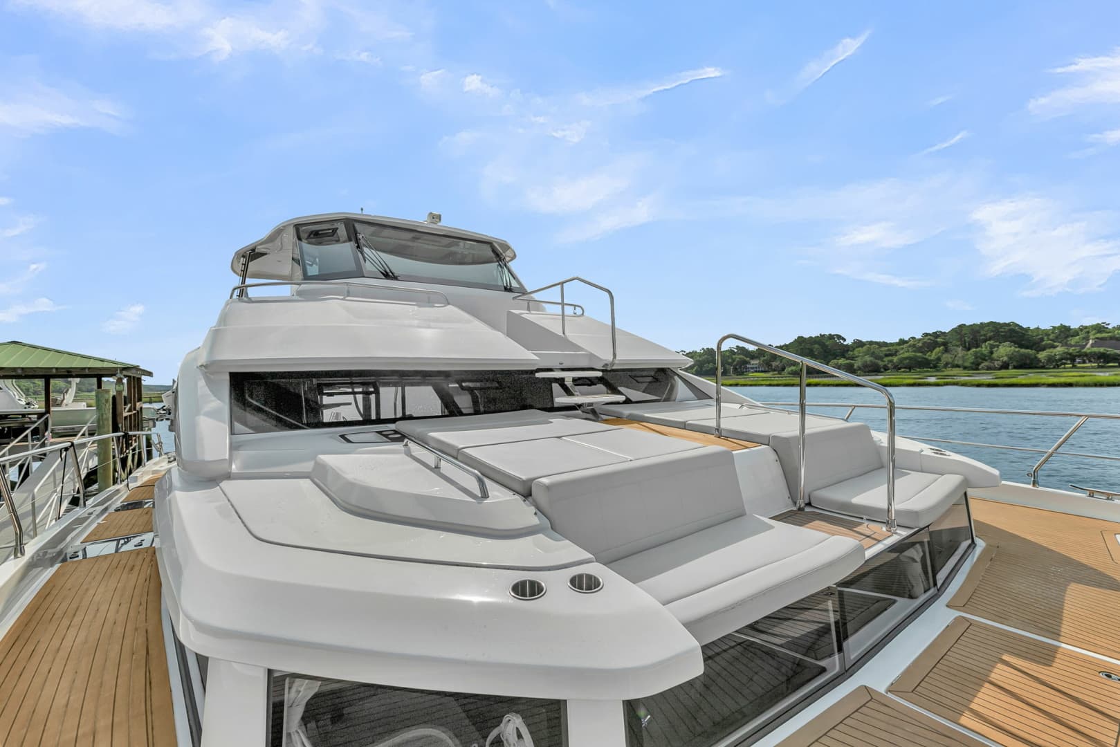 2025 Aquila 54 Yacht