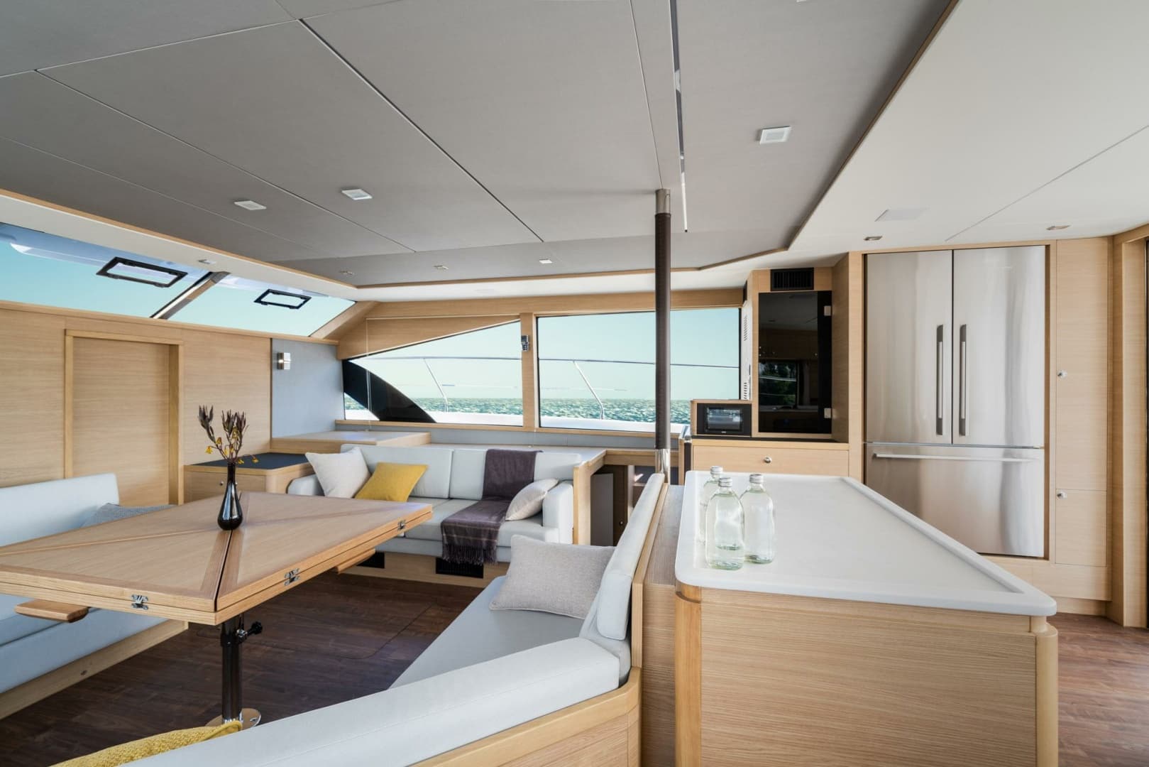 2025 Aquila 54 Yacht