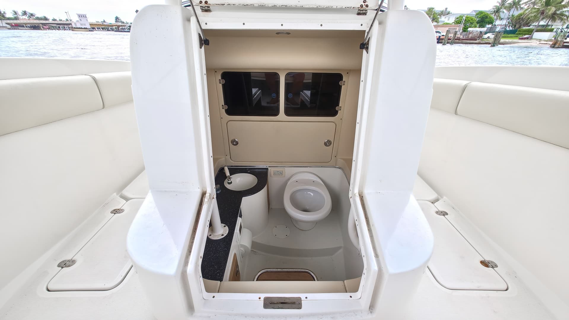 2008 Chris-Craft Catalina 29