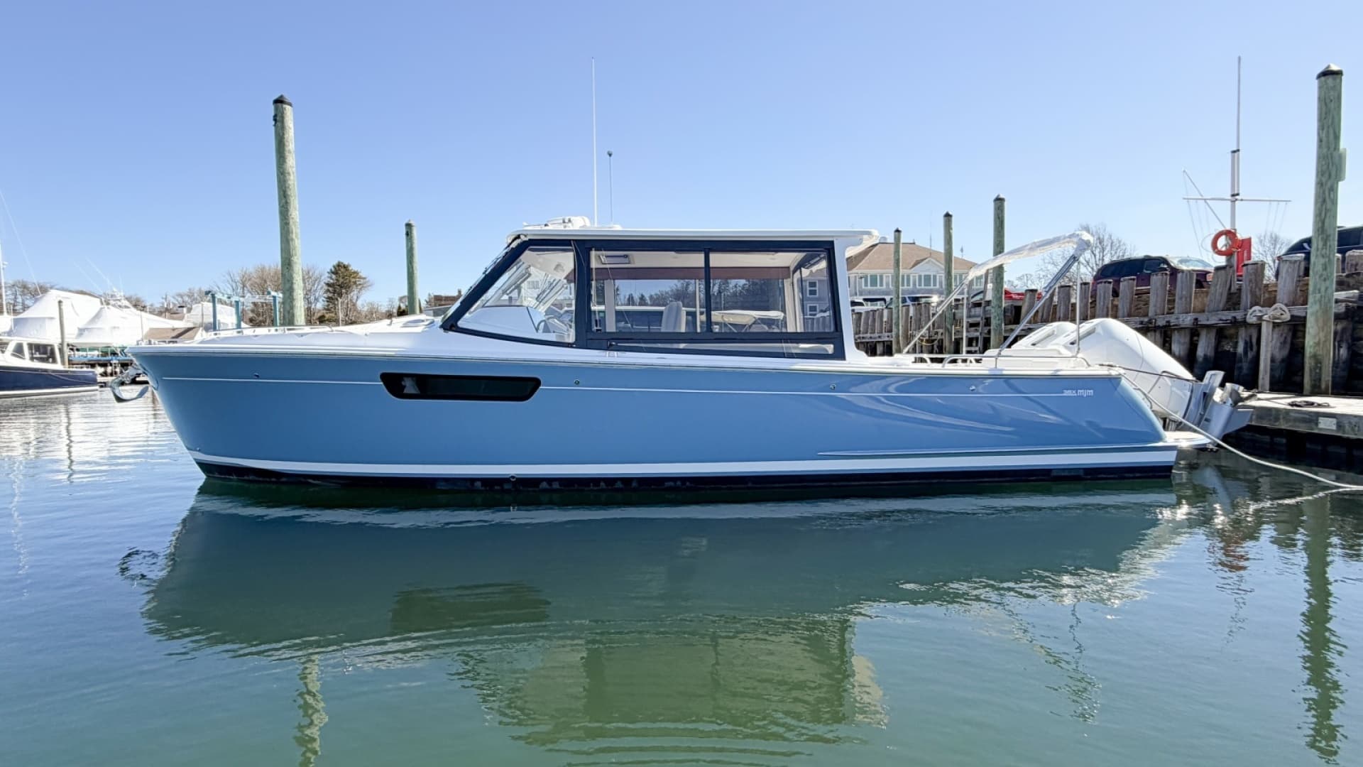 2027 MJM 38X