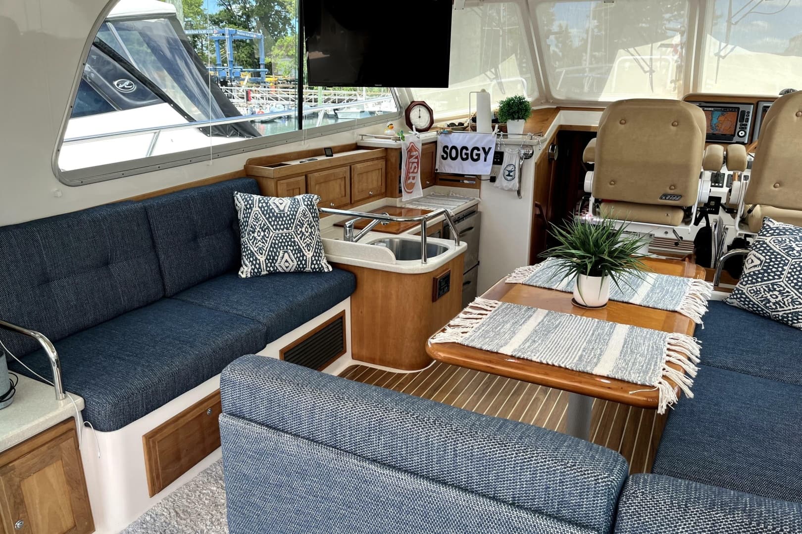 2011 Back Cove 37