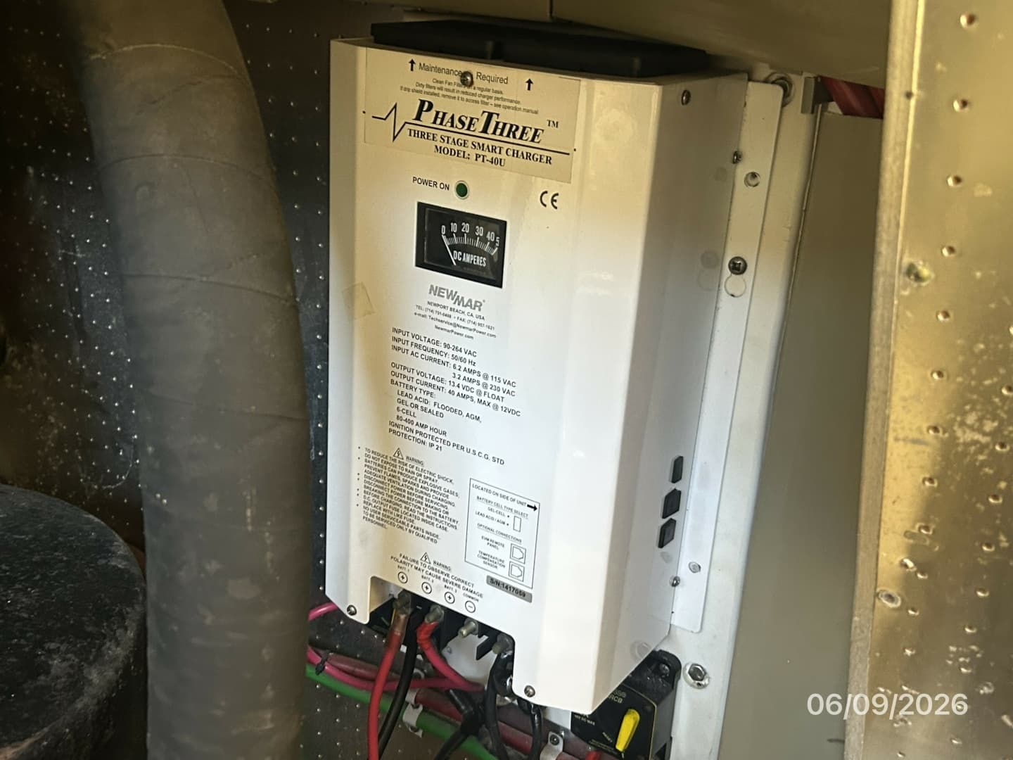 44' High Tech battery charger