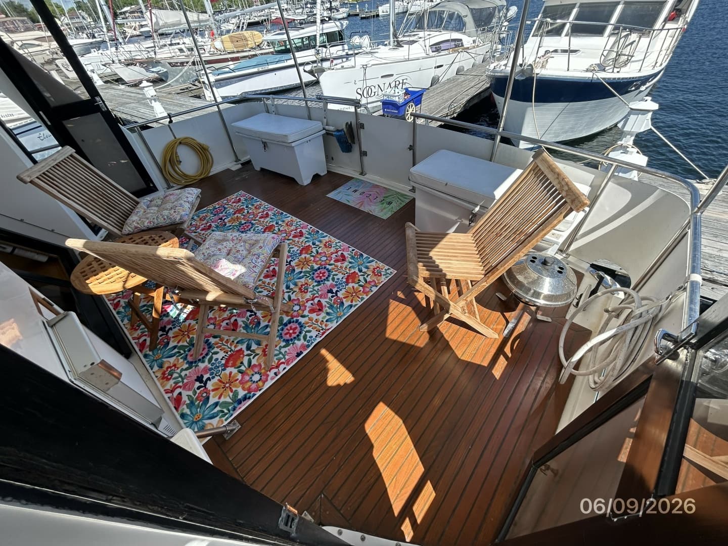 44' High Tech sundeck2