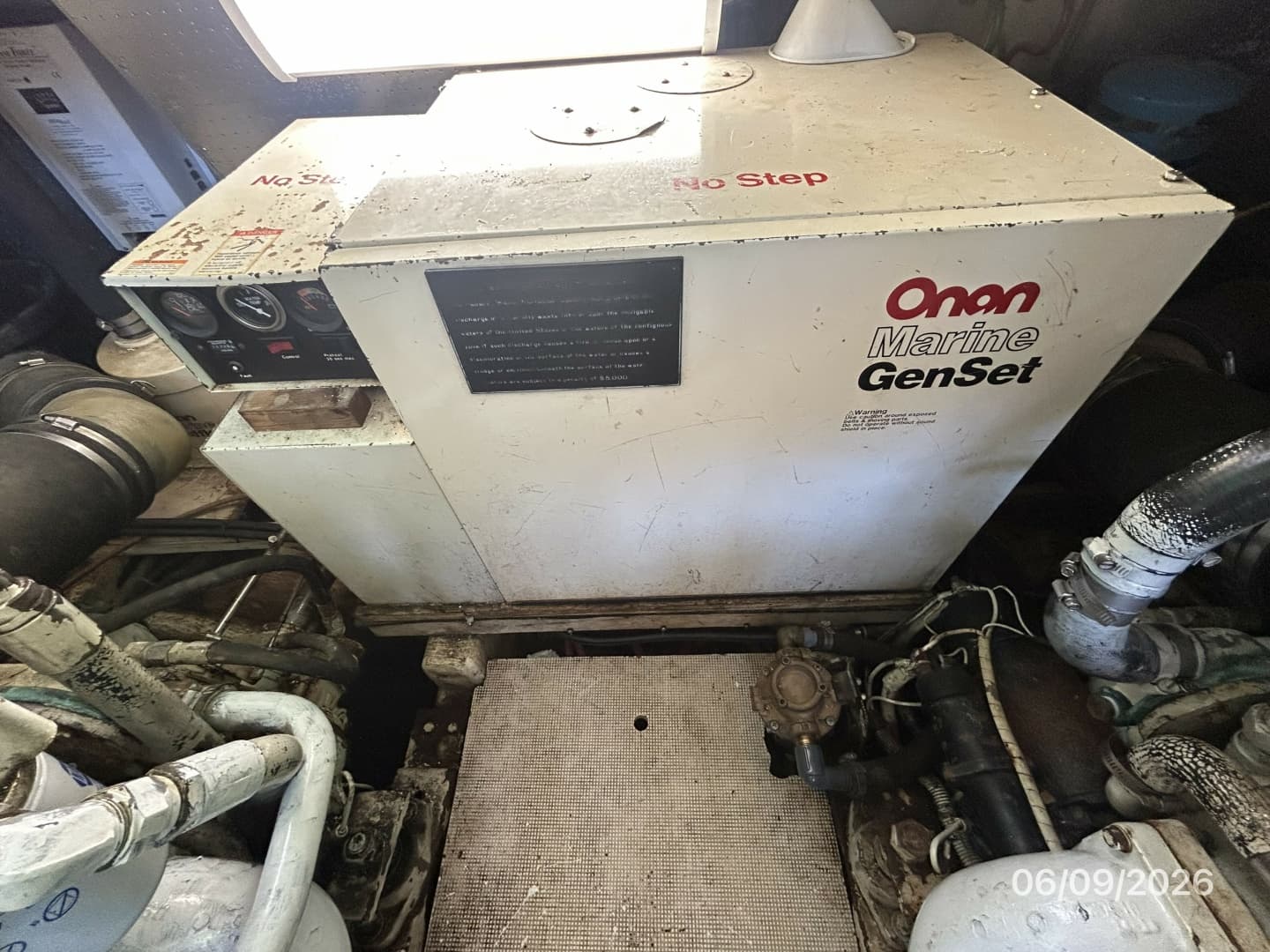 44' High Tech generator sound box