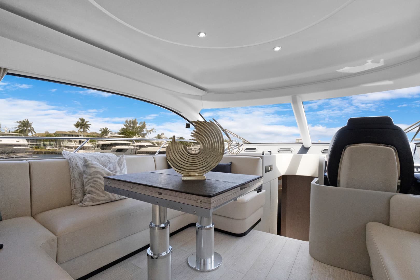 2025 Azimut FLY 53