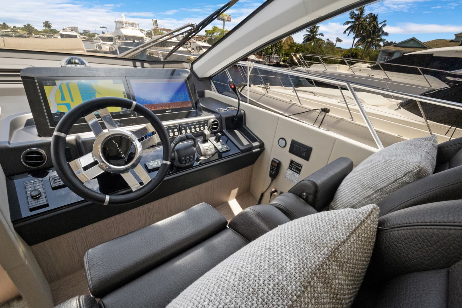 2025 Azimut FLY 53