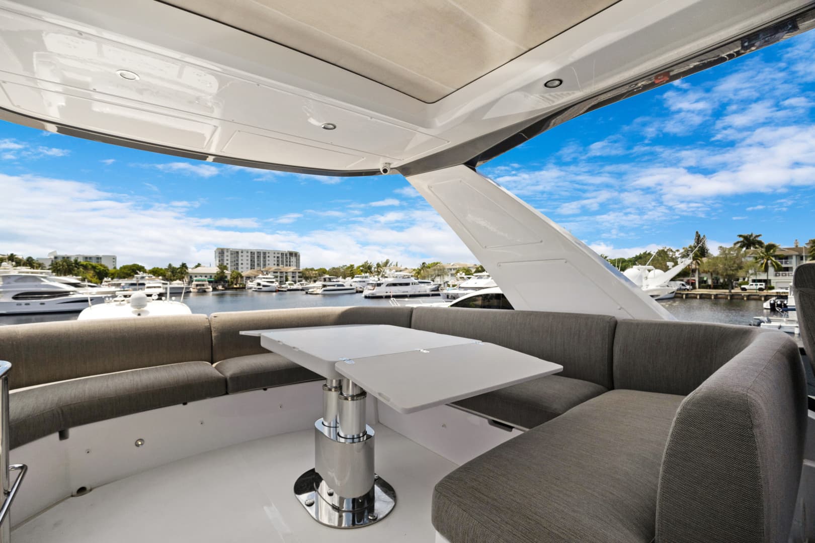 2025 Azimut FLY 53