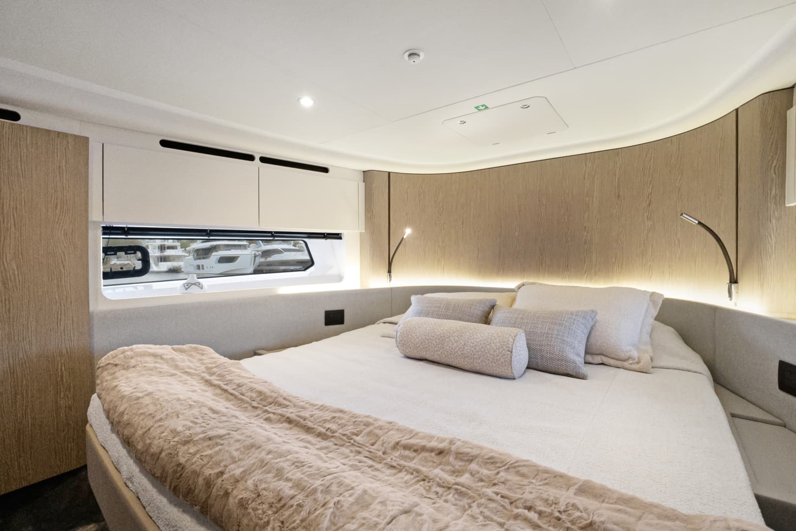 2025 Azimut FLY 53