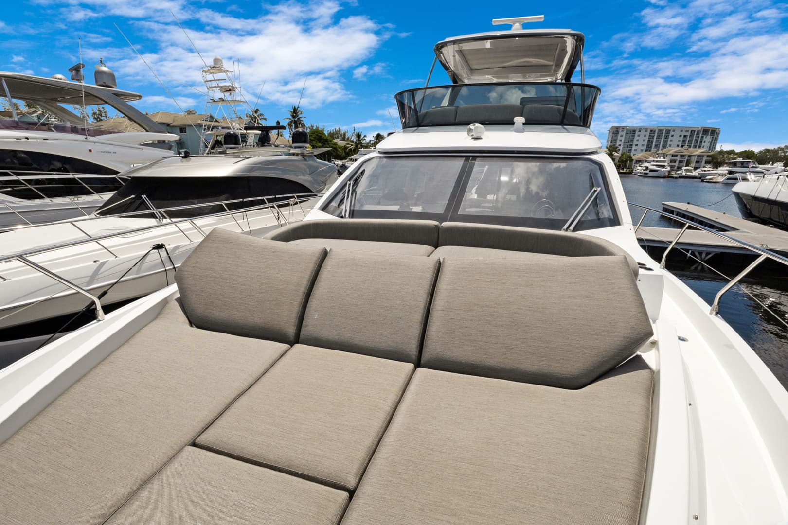 2025 Azimut FLY 53