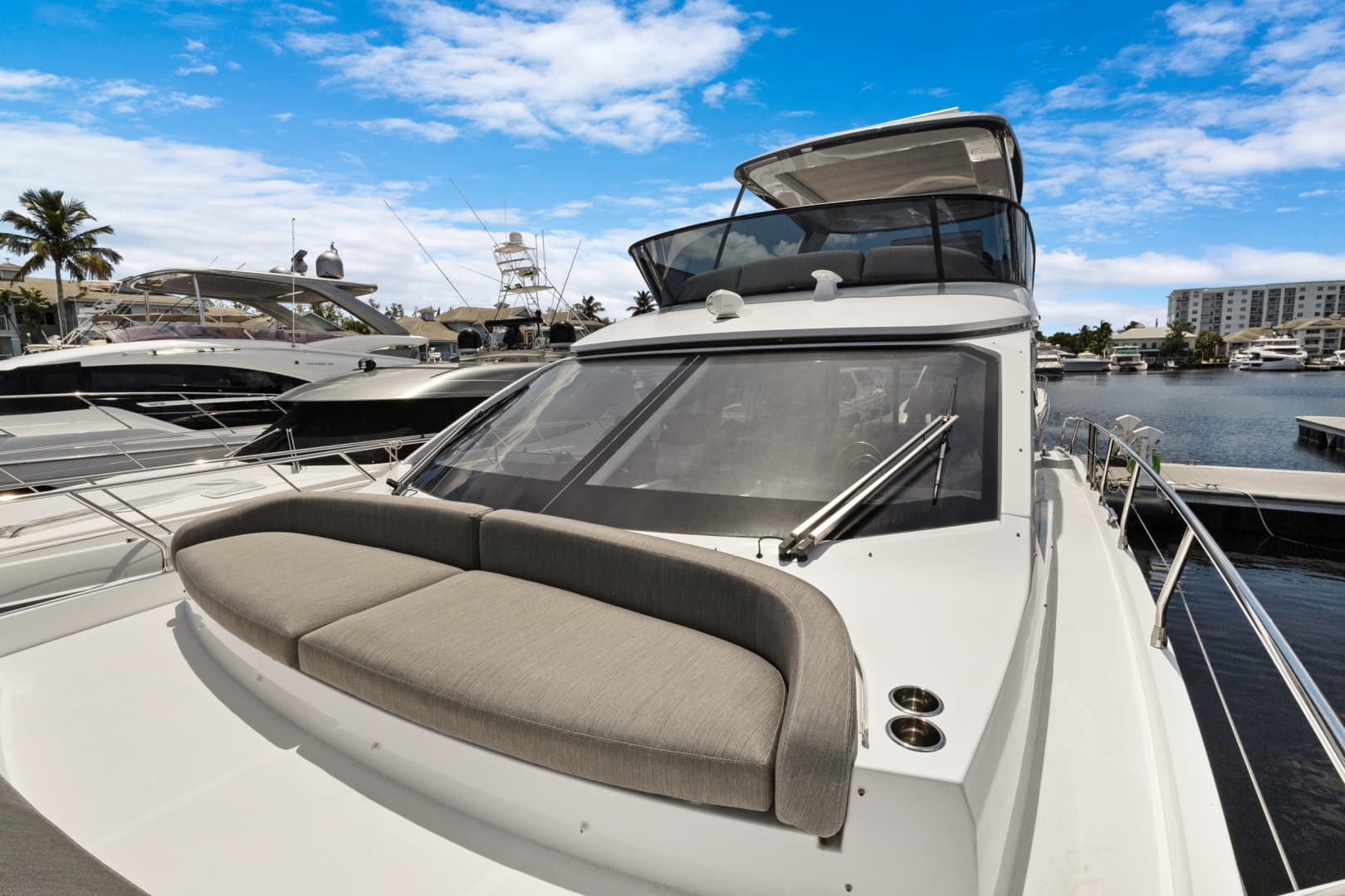 2025 Azimut FLY 53