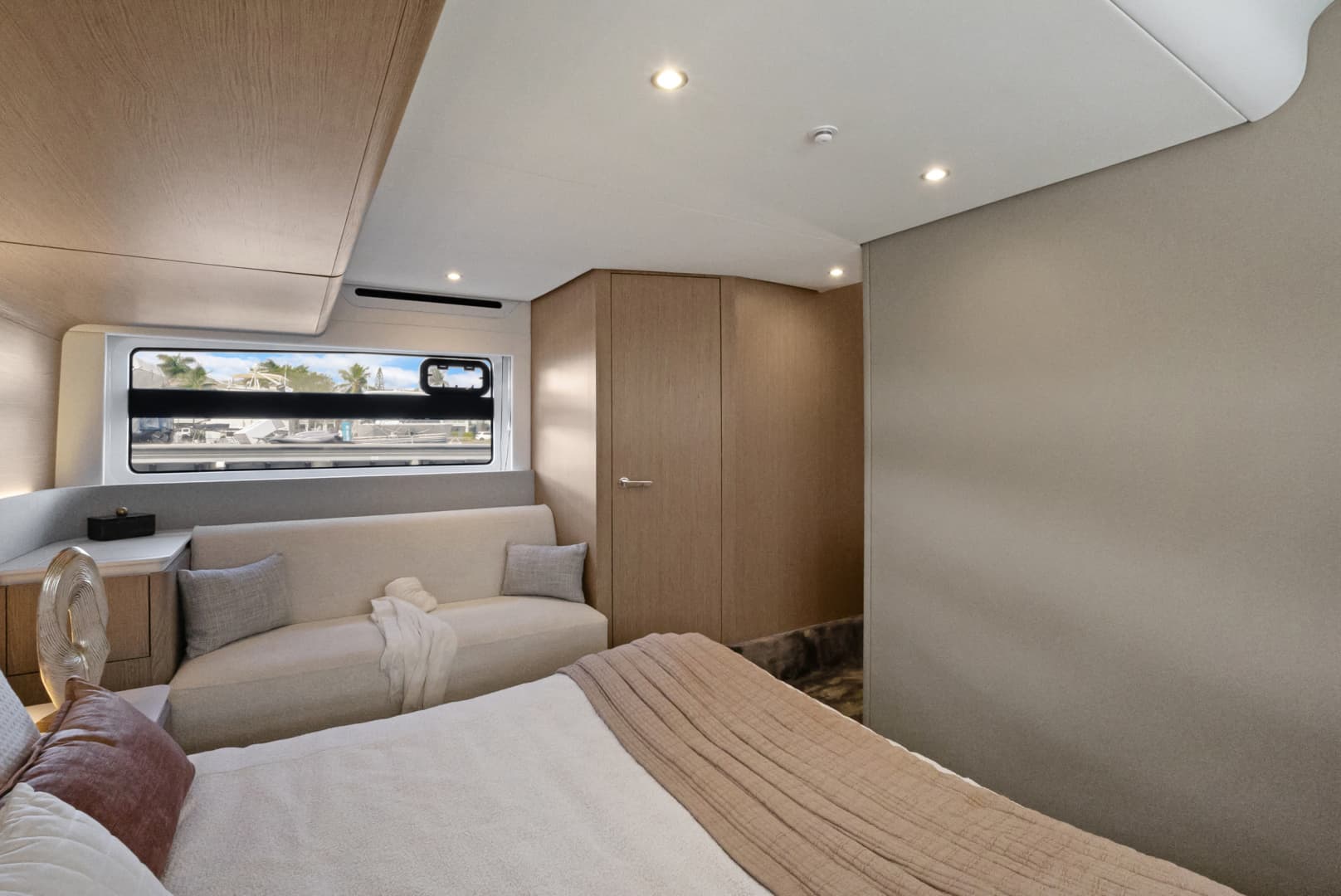 2025 Azimut FLY 53