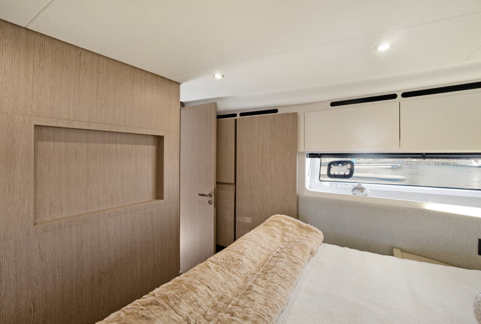 2025 Azimut FLY 53