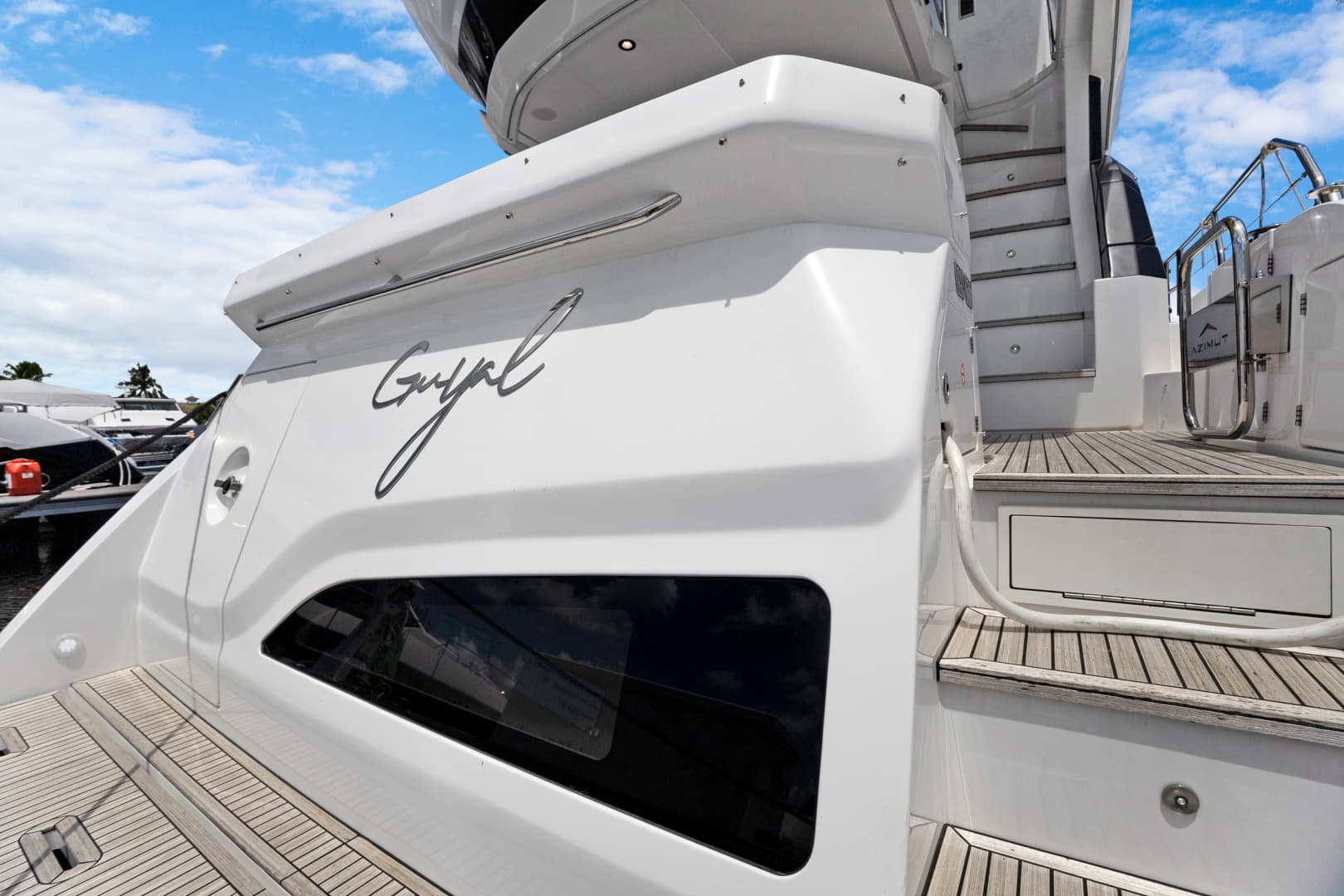 2025 Azimut FLY 53