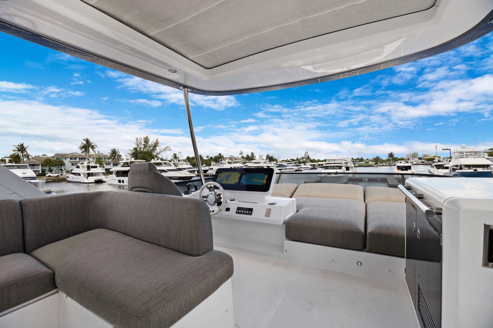 2025 Azimut FLY 53