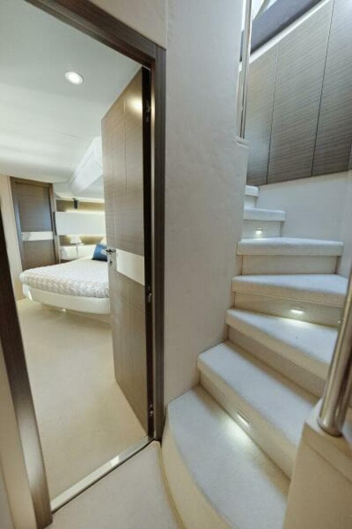 2017 Azimut 60 Flybridge