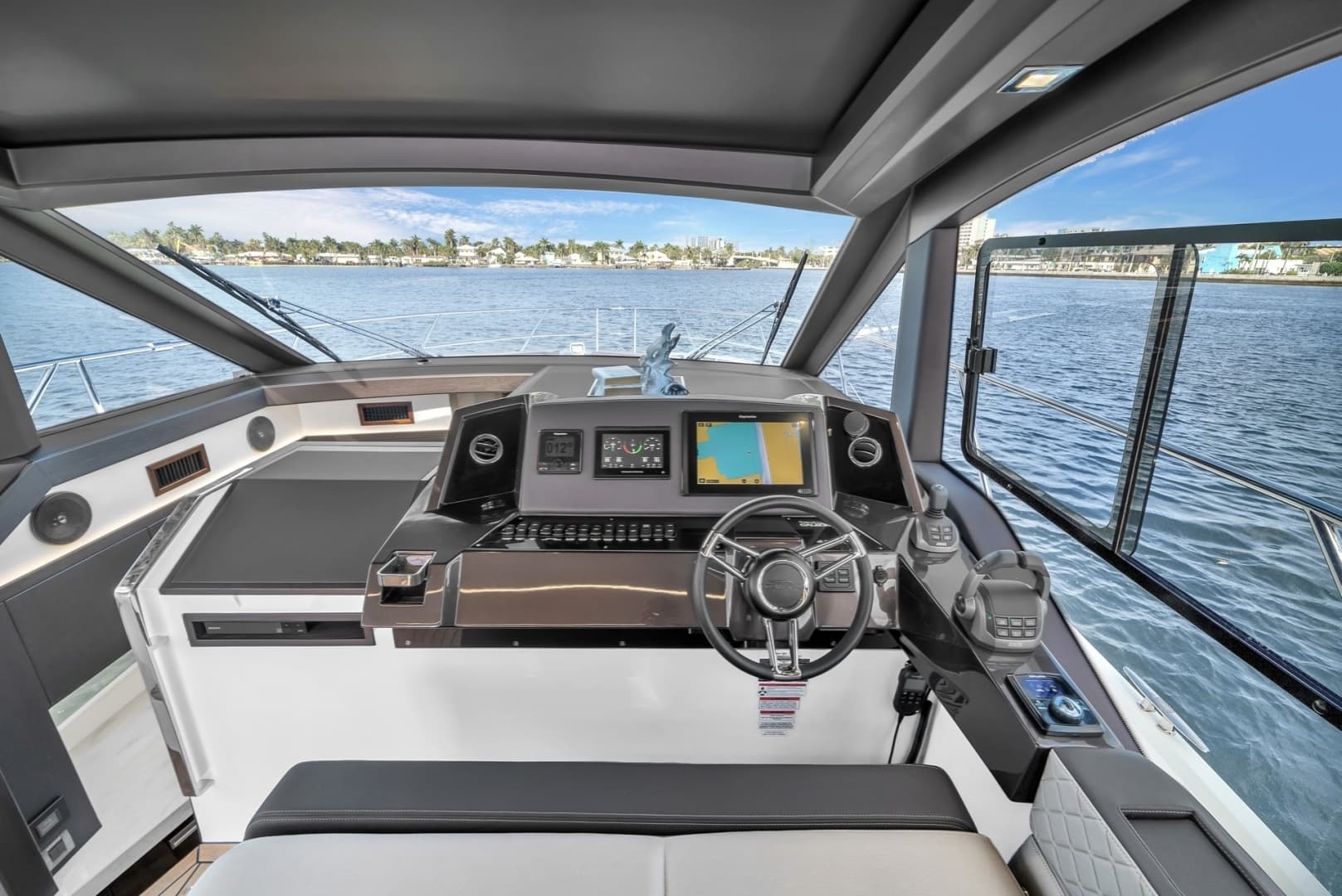 2023 Galeon 425 HTS