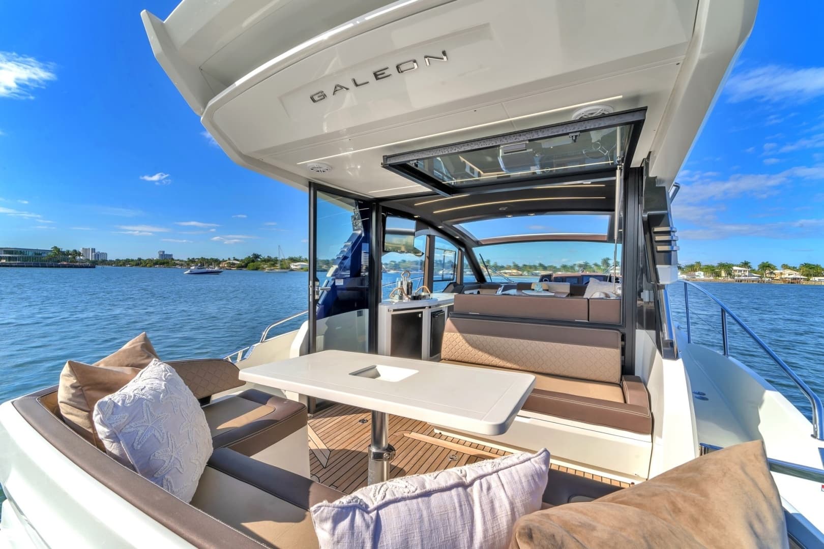 2023 Galeon 425 HTS