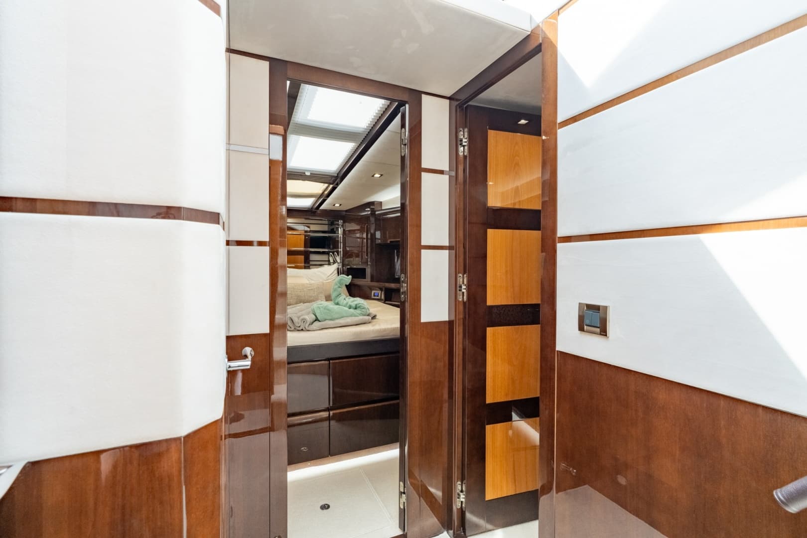 2017 Galeon 550 Fly