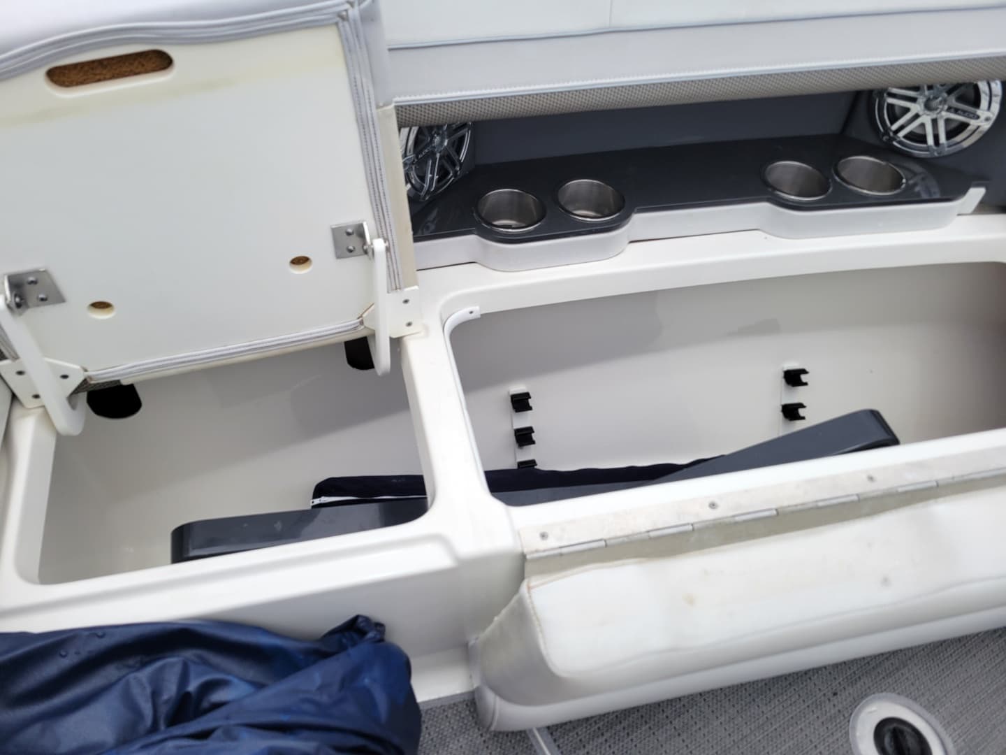 2019 Formula 350 Crossover Bowrider