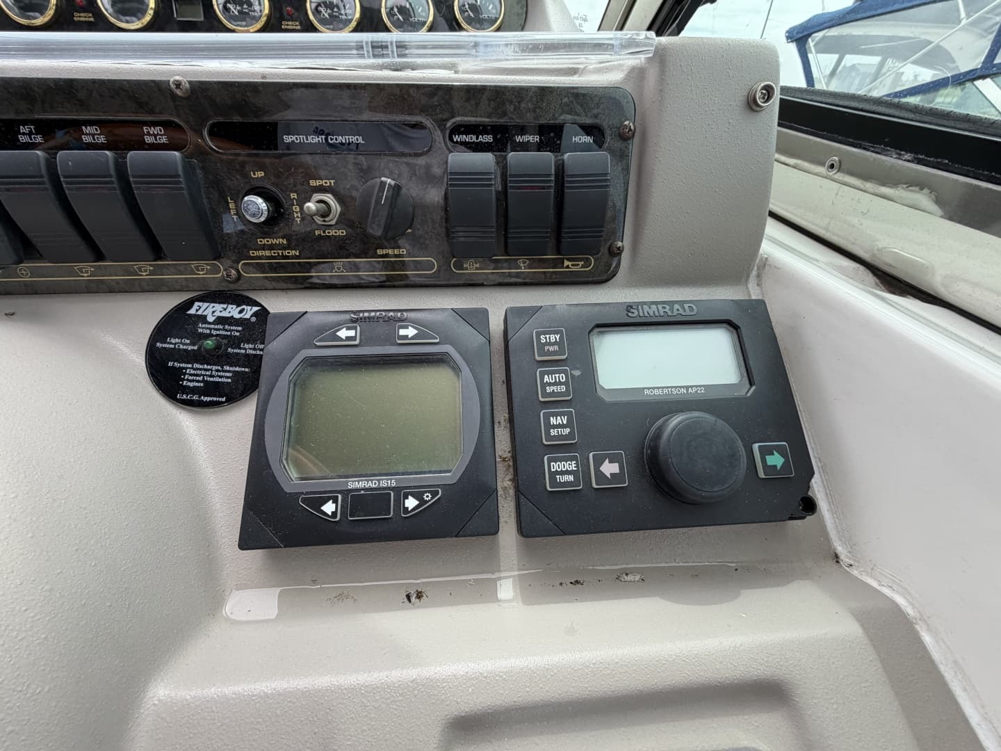 2001 Cruisers Yachts 3780 Express