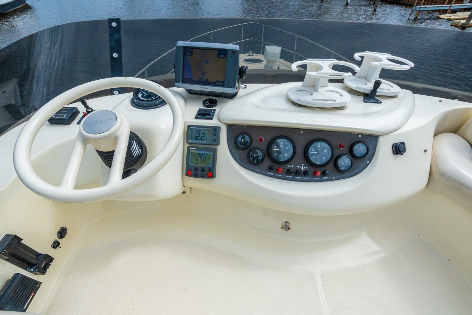 2004 Azimut 39 Flybridge
