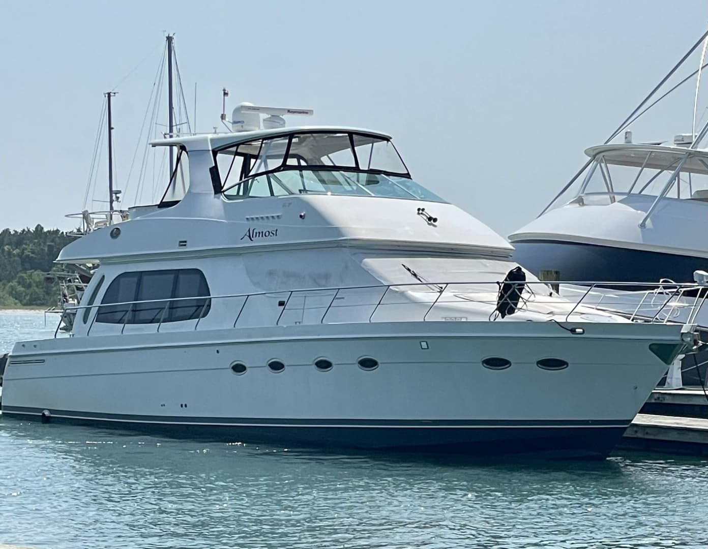2006 Carver Voyager