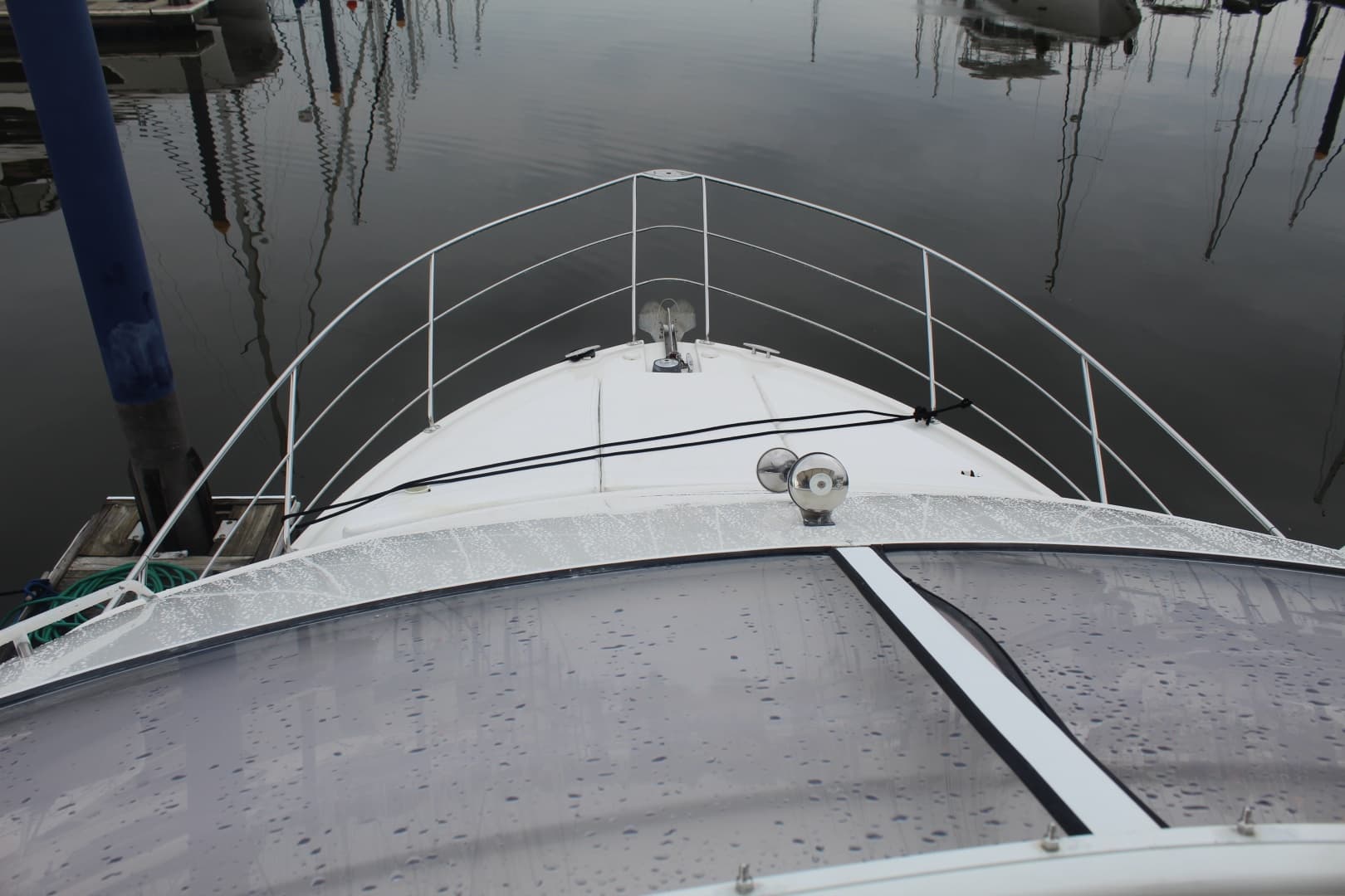 2006 Carver 