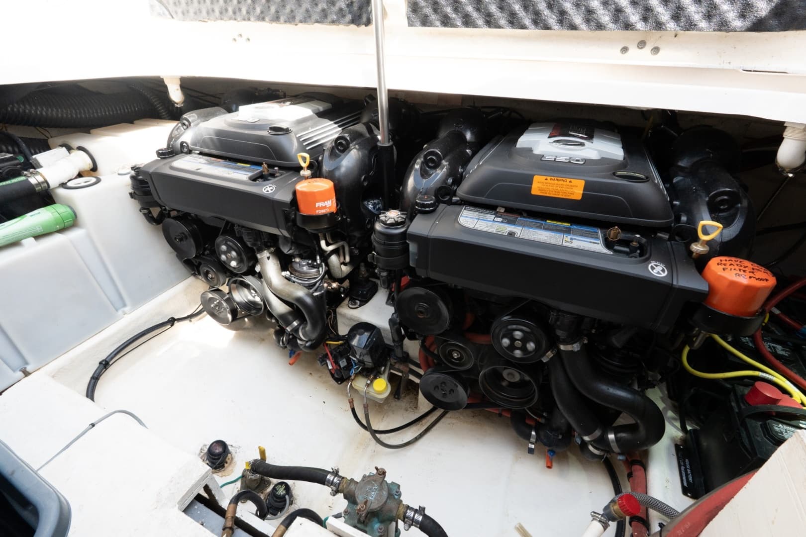 2016 Chaparral 290 Signature