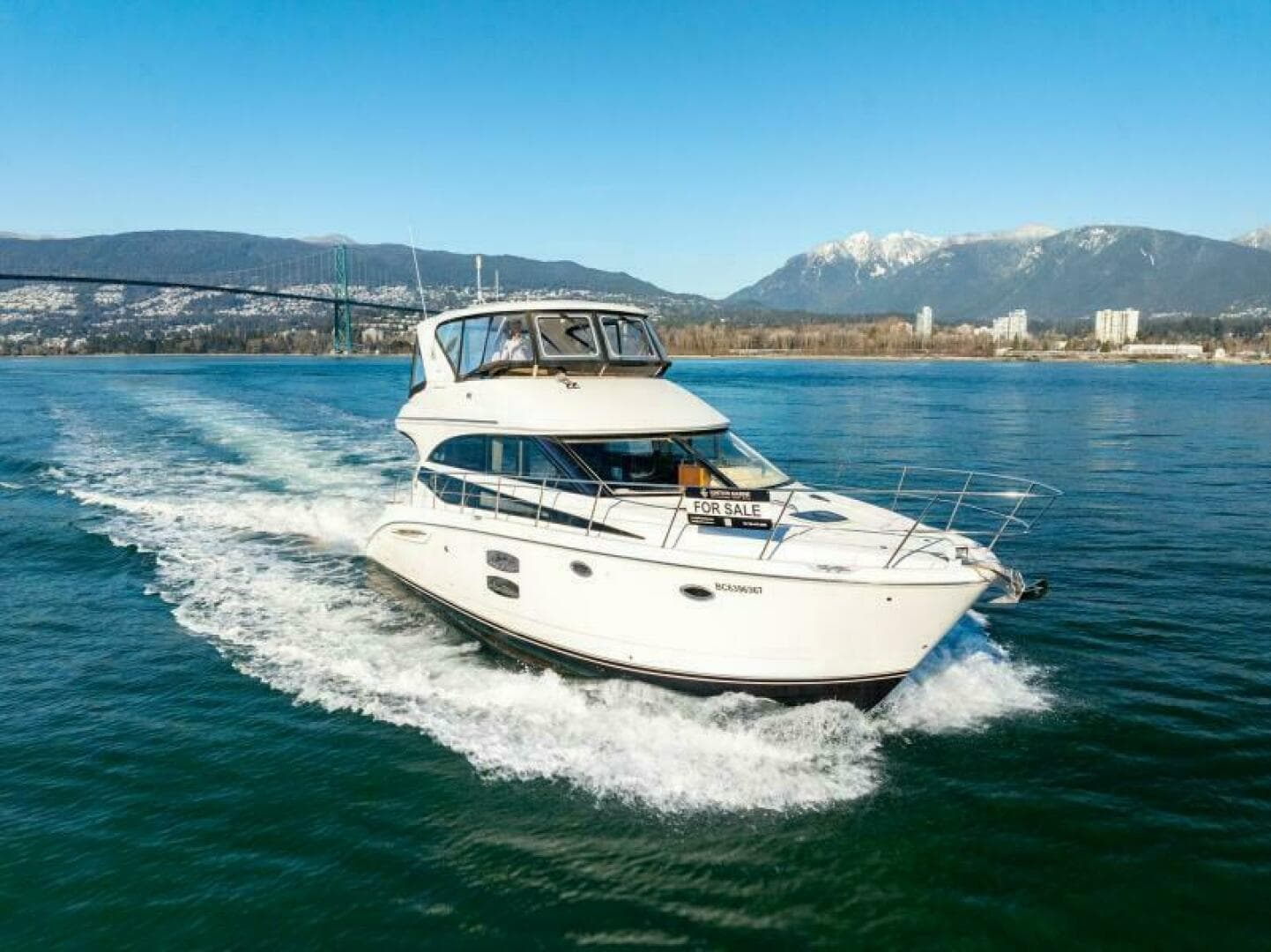 2014 Meridian 441 Sedan