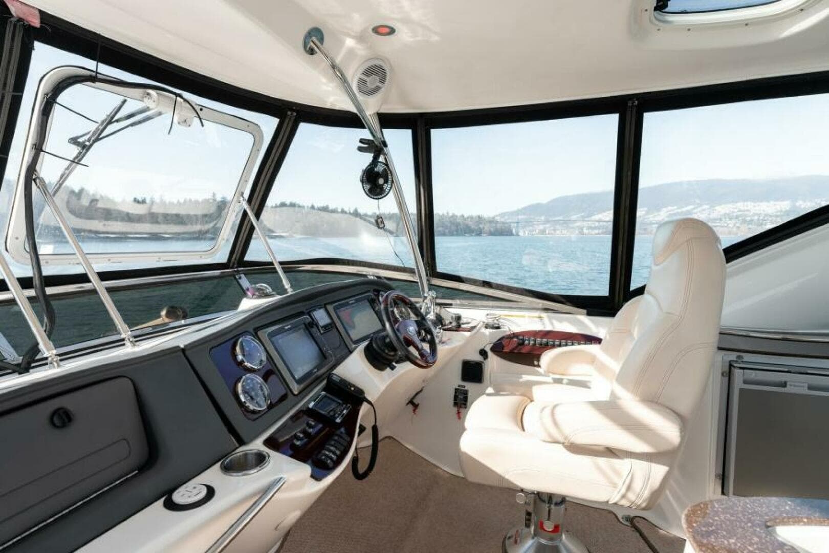 2014 Meridian 441 Sedan
