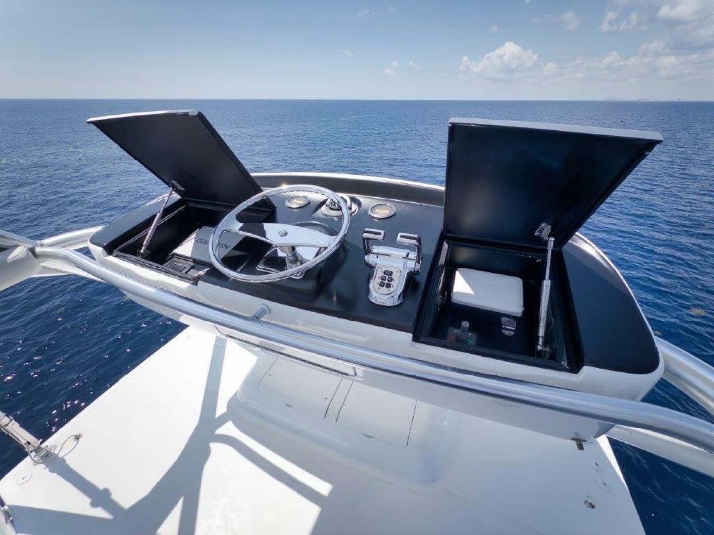 Viking 70 - Cutter Bill - Tower