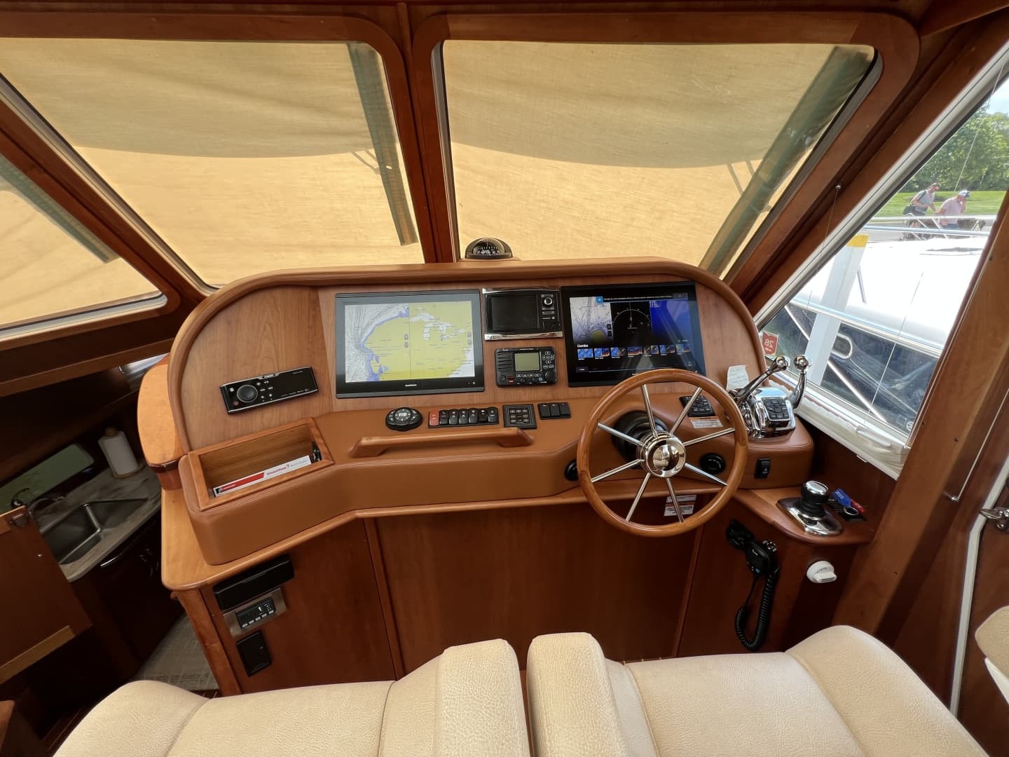 2016 Sabre 48 Salon Express