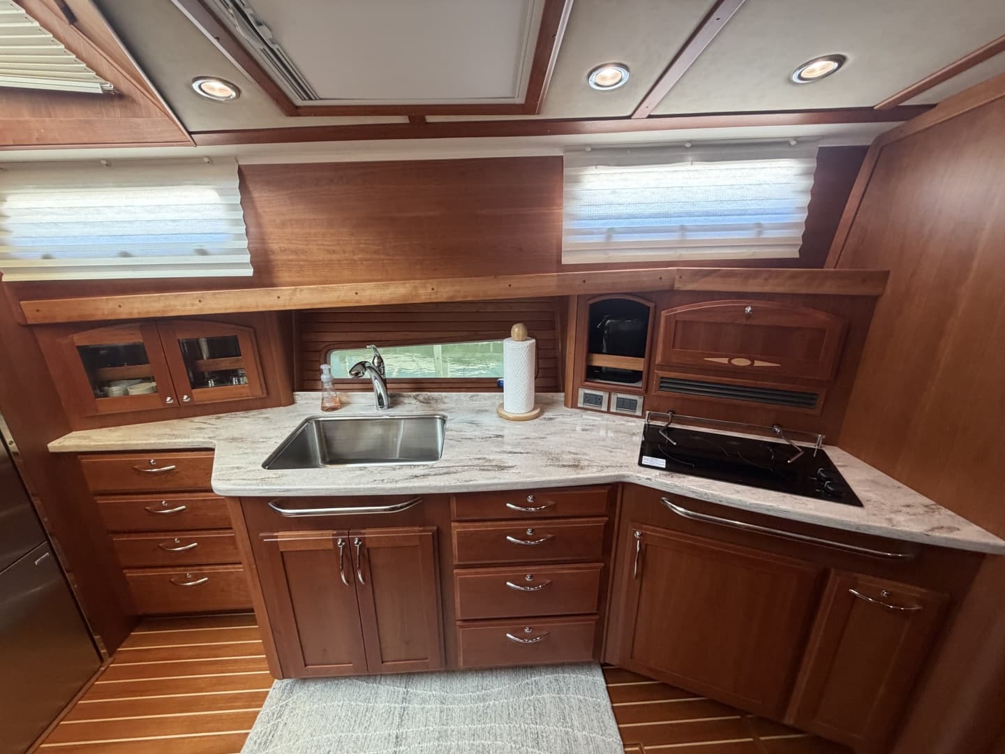2016 Sabre 48 Salon Express