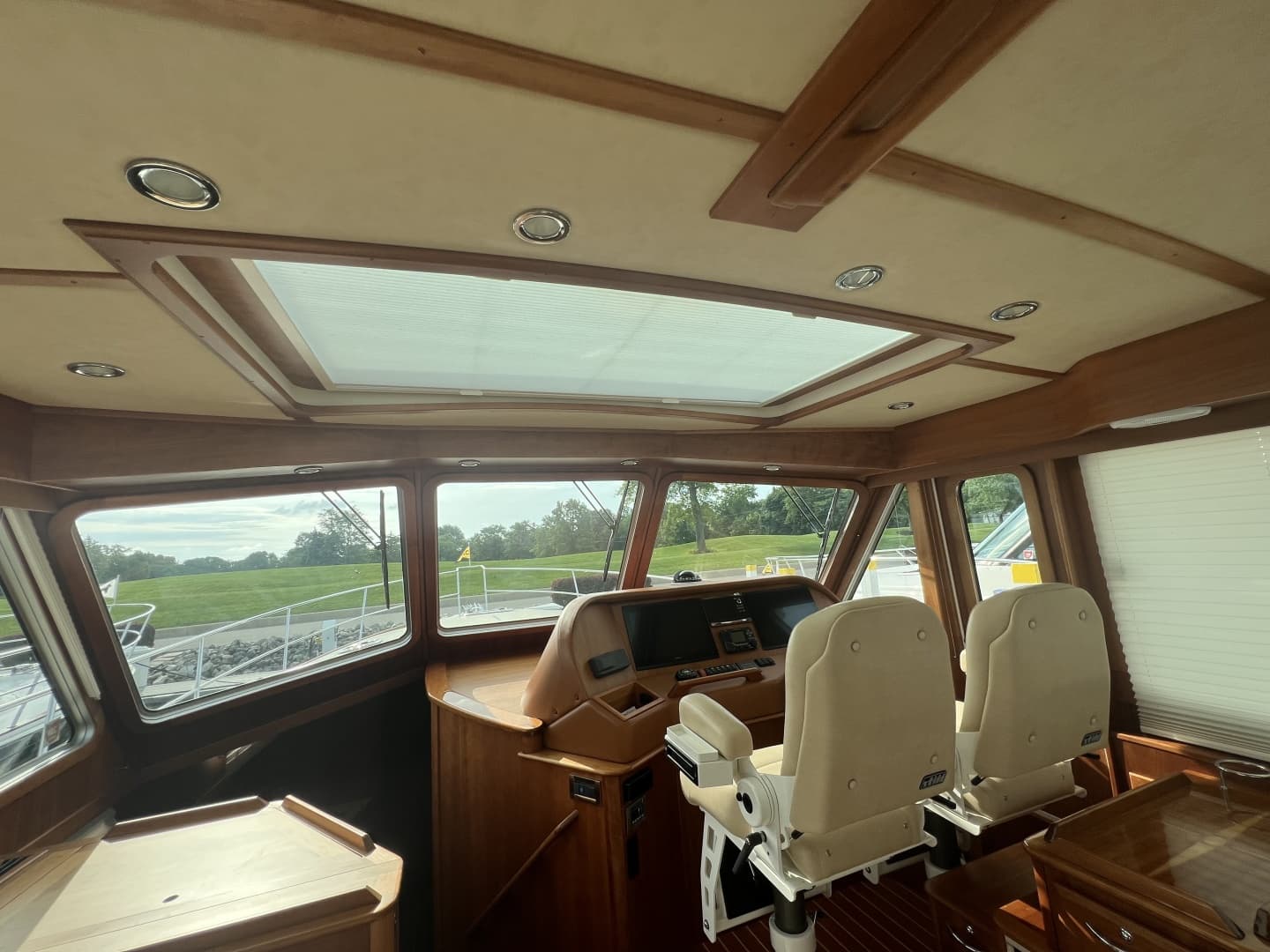 2016 Sabre 48 Salon Express