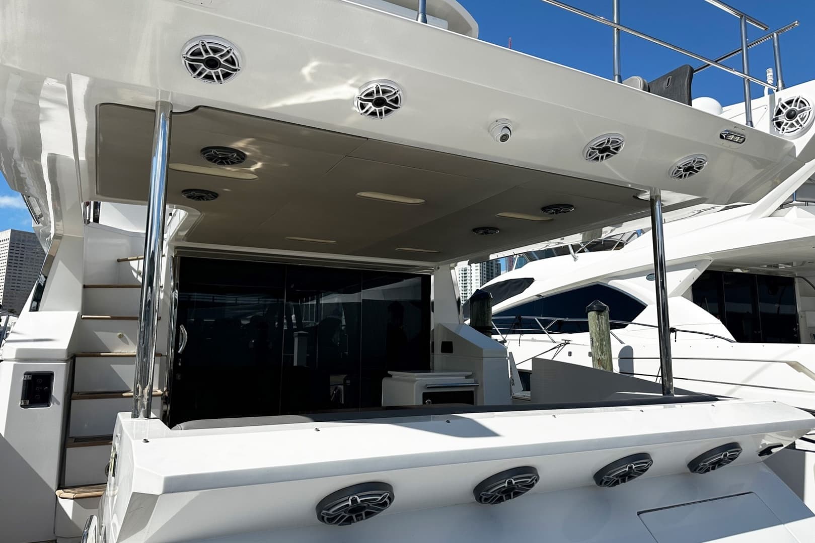 2018 Azimut Flybridge