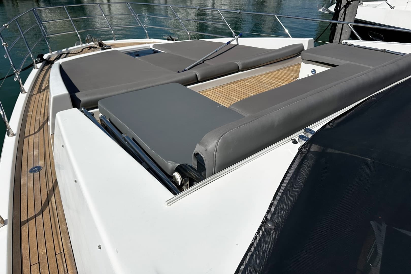 2018 Azimut Flybridge