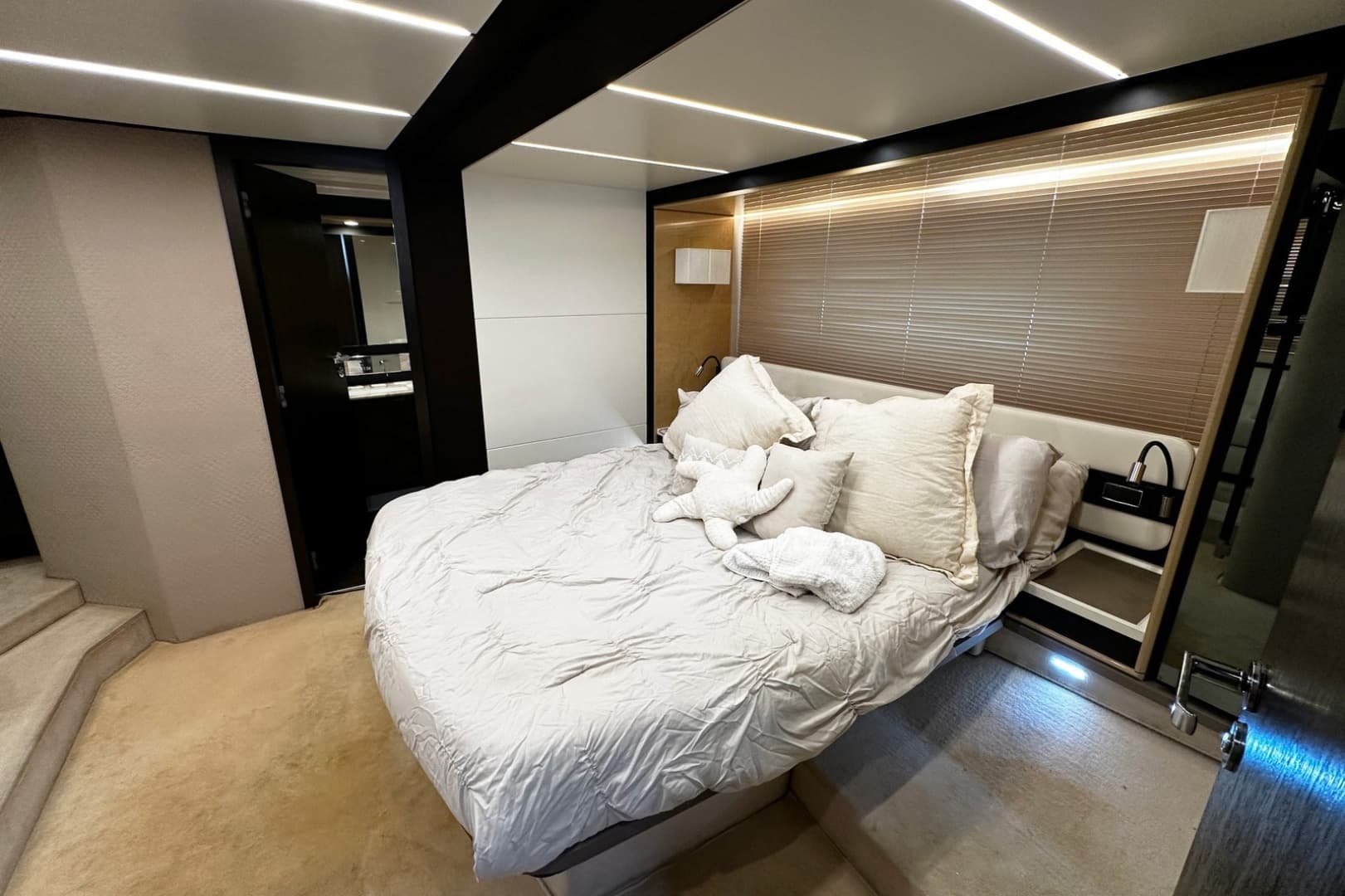 2018 Azimut Flybridge
