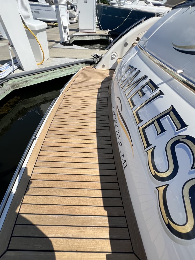 2004 Viking Princess V58