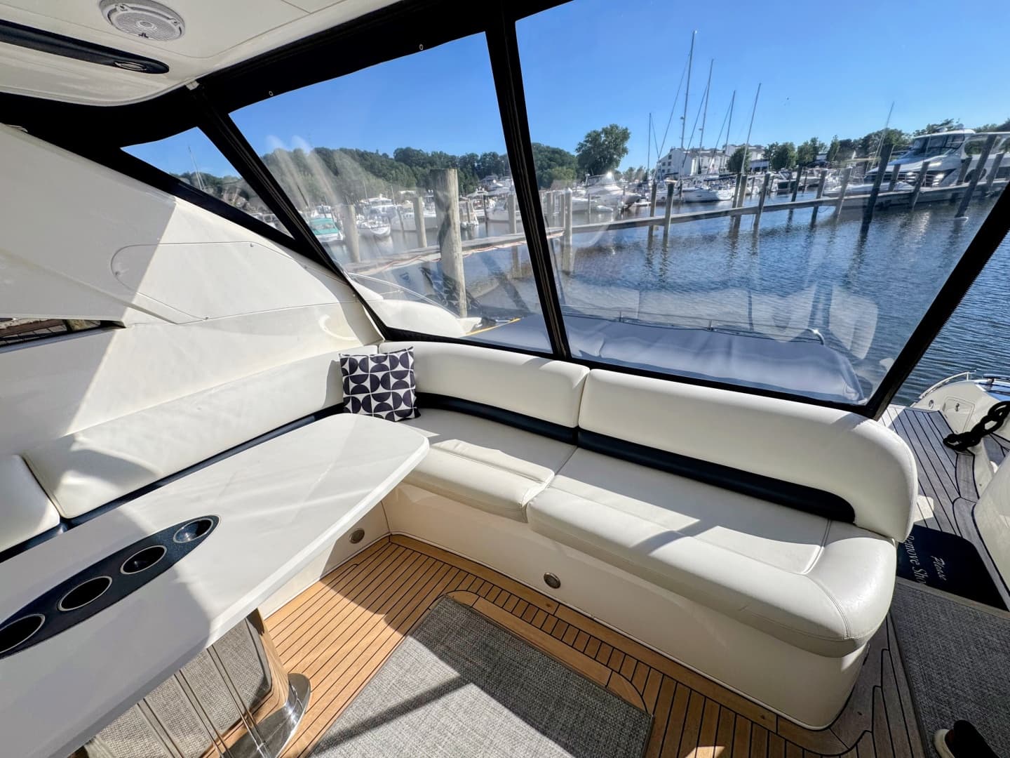 2004 Viking Princess V58